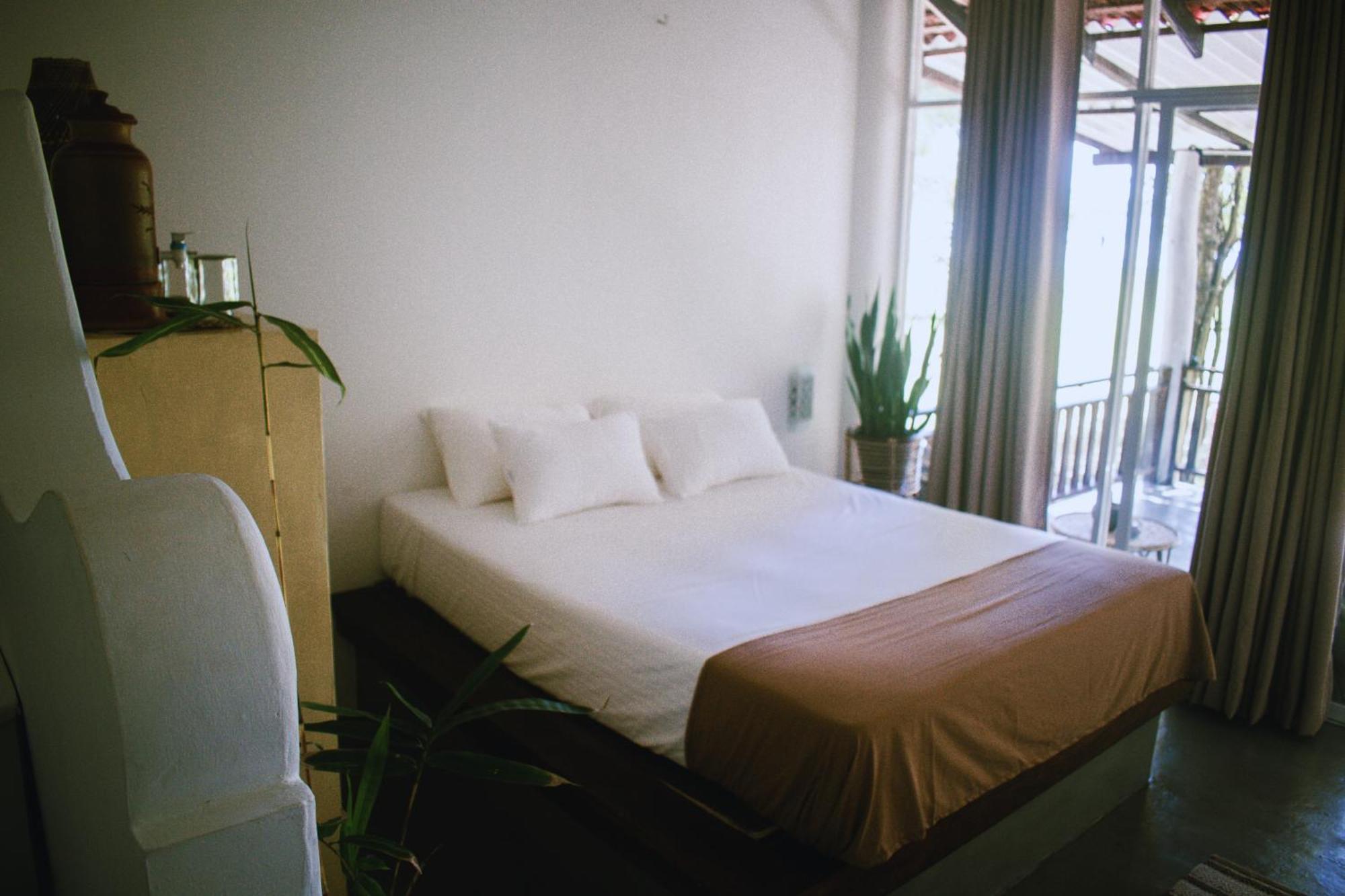 Calma - Surf, Yoga & Coffee On A Private Beach Dikwella Bilik gambar