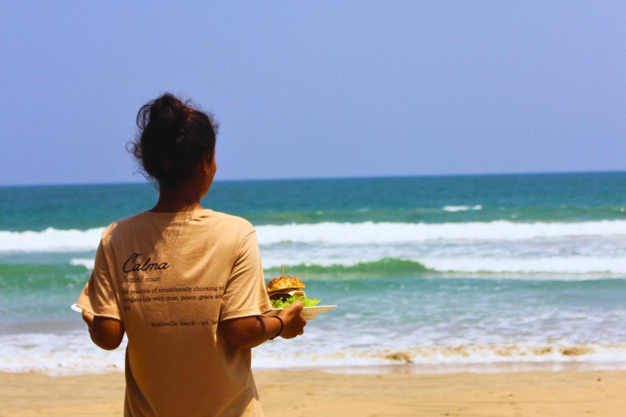 Calma - Surf, Yoga & Coffee On A Private Beach Dikwella Luaran gambar