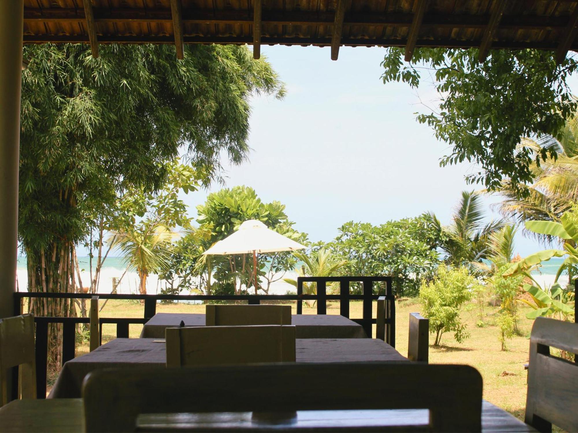 Calma - Surf, Yoga & Coffee On A Private Beach Dikwella Luaran gambar